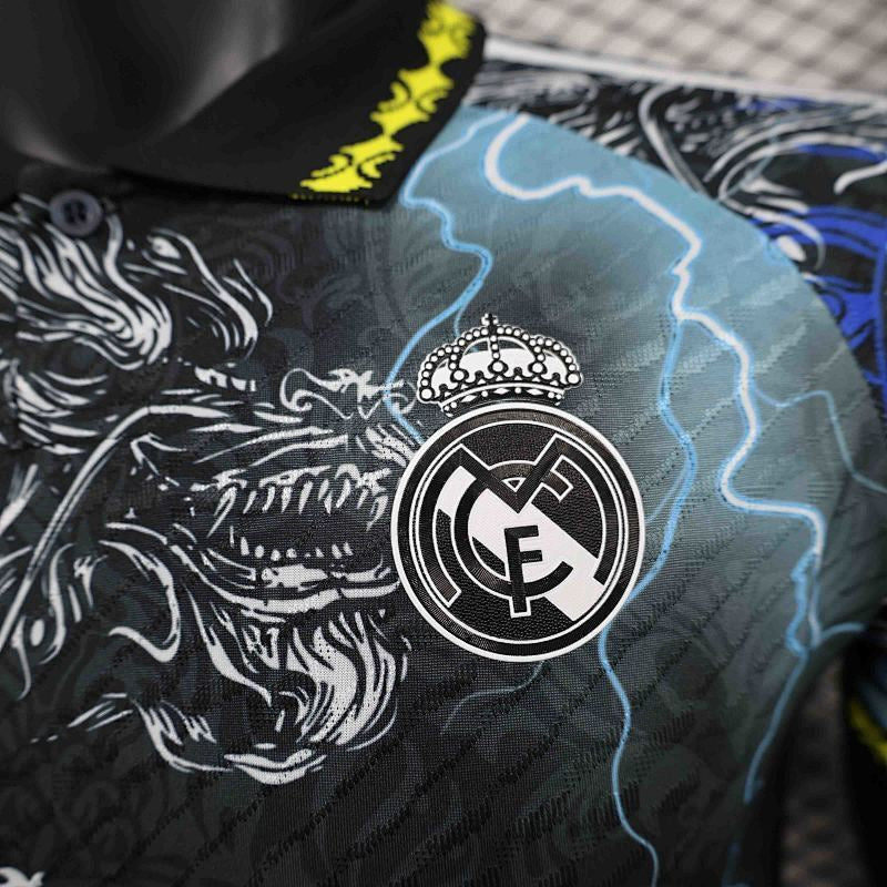 Camiseta Real Madrid Negro Azul Versión Player 24/25