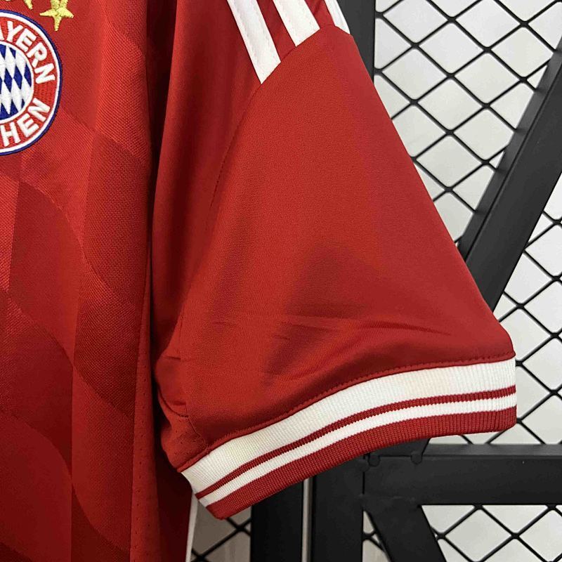 Maillot Bayern Munich Domicile Rétro 2013/14