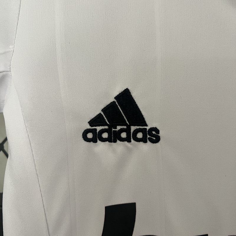 Conjunto Niño Real Madrid Local 12/13
