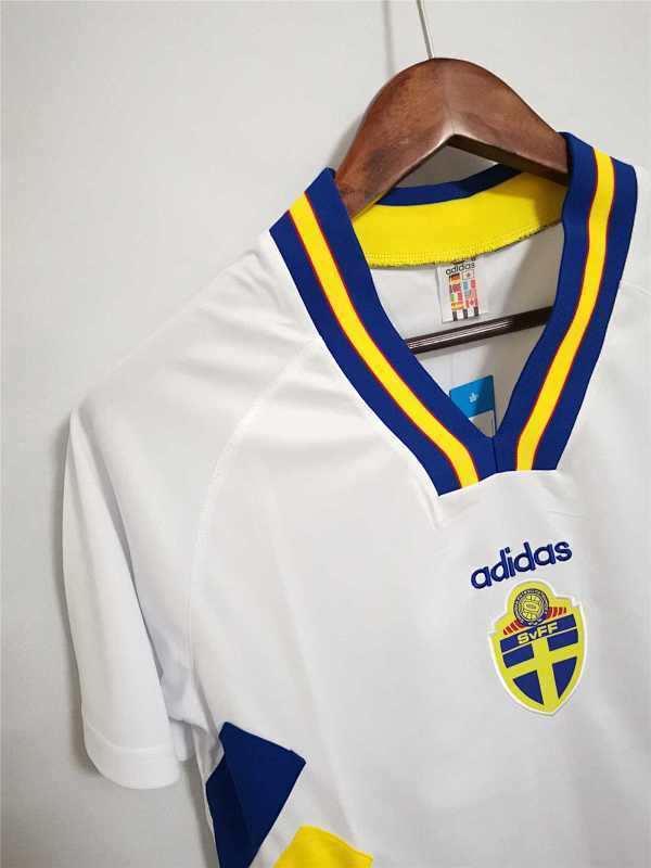 Maillot Sweden Extérieur Rétro 25/26