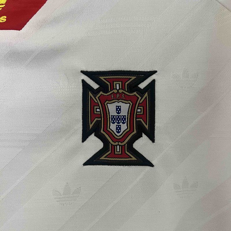 Maillot Portugal Vintage Extérieur Rétro 25/26
