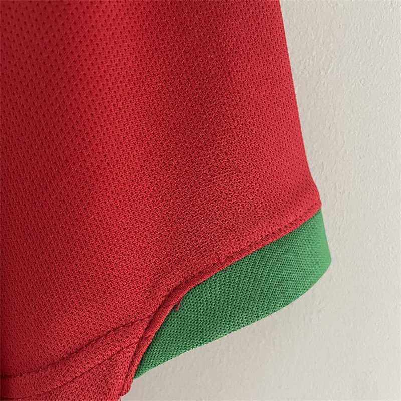 Camiseta Portugal Local Retro 2006