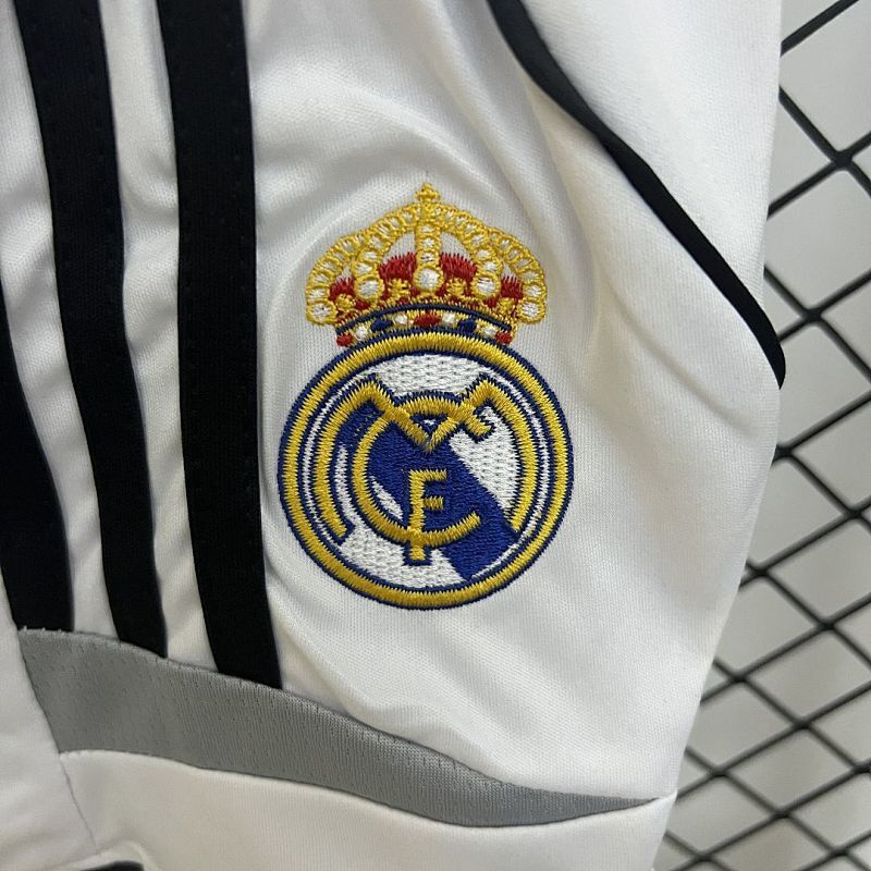 Real Madrid Home Kids Kit 06/07