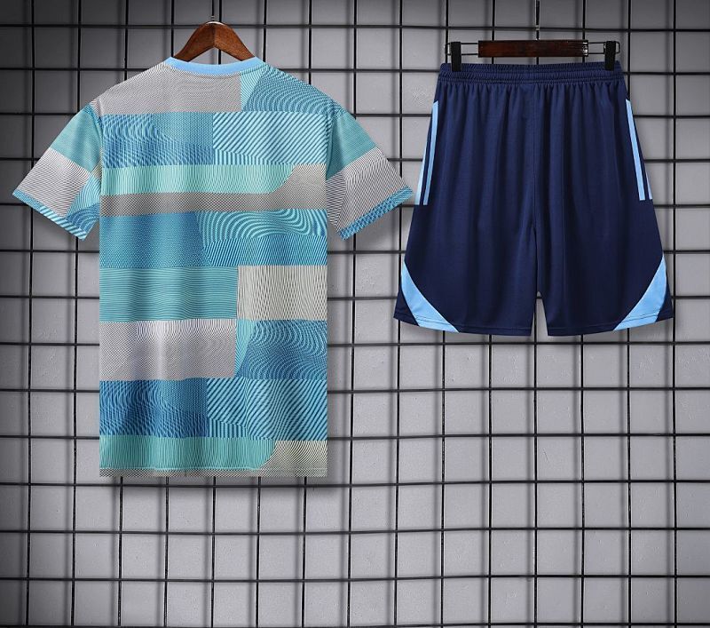 Ensemble Real Madrid Bleu clair&Bleu Prématch 25/26