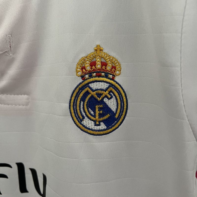 Ensemble Enfant Real Madrid Domicile 25/26
