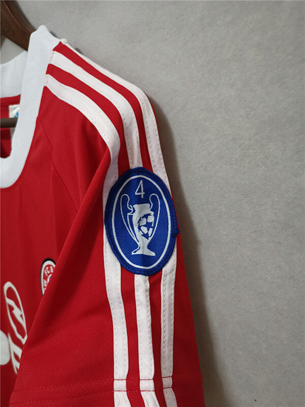 Maillot Bayern Munich Domicile Rétro 2001/02