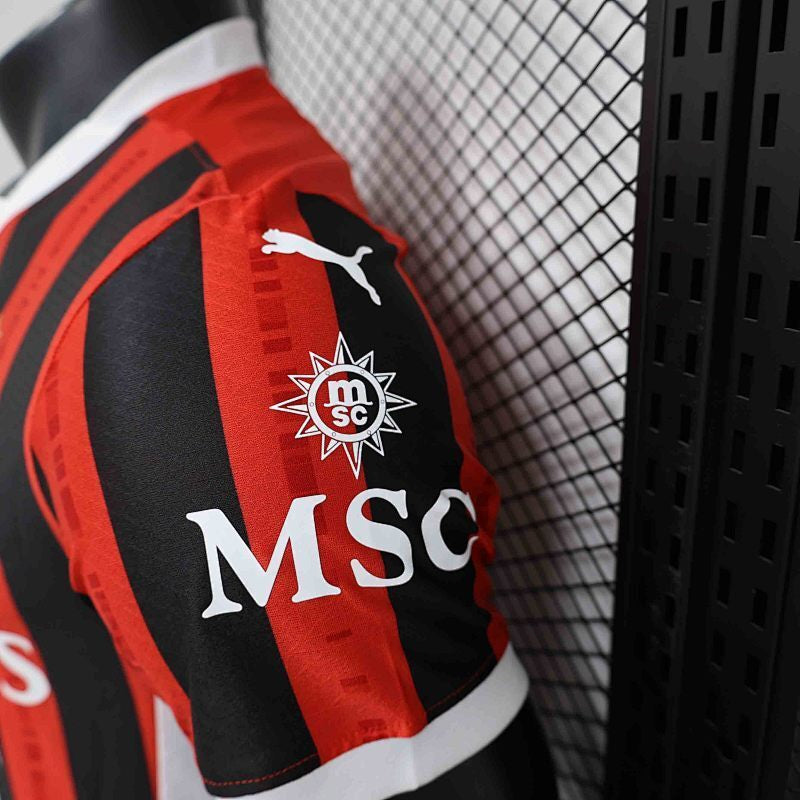 Camiseta AC Milan Versión Player 24/25 (2)