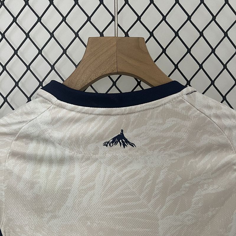 Ensemble Enfant Osasuna Extérieur 24/25