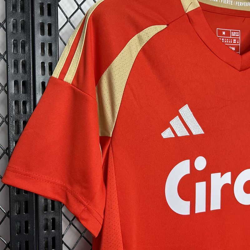 Maillot Standard Liege Domicile 24/25
