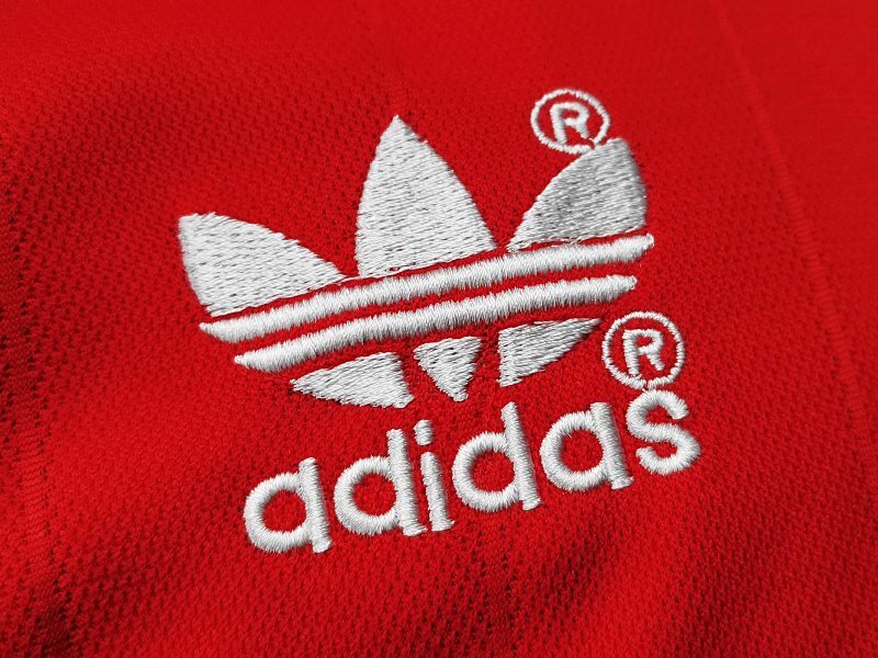 Maillot Manchester United Domicile 82/83