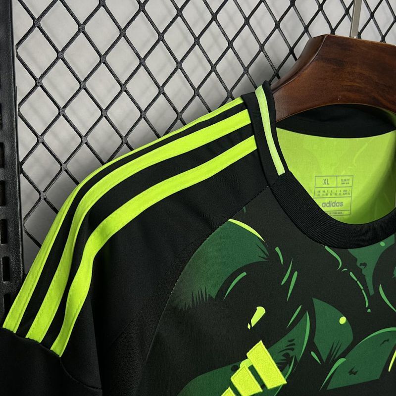 Real Madrid Green Jersey 24/25 (2)