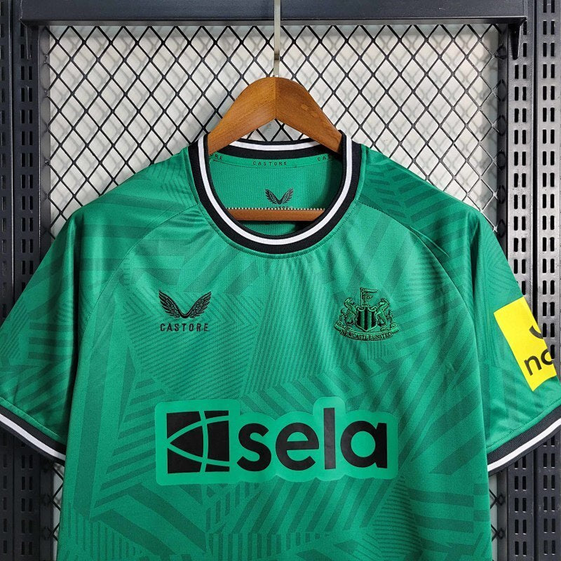 Newcastle Away Jersey 23/24 (2)