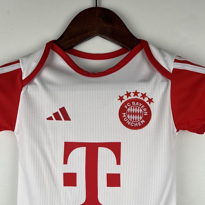 Ensemble Enfant Bayern Munich Domicile 23/24