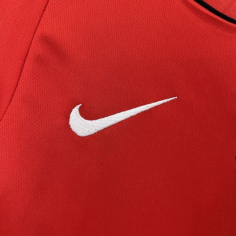 Manchester United Home Kids Kit 05/06