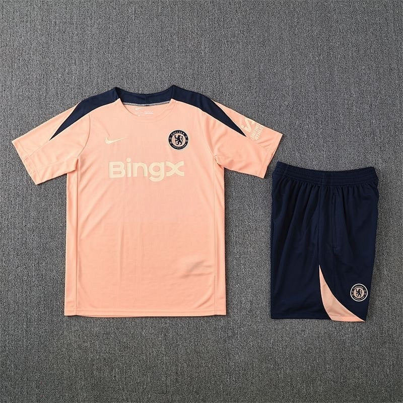 Ensemble Chelsea Orange Prématch 25/26
