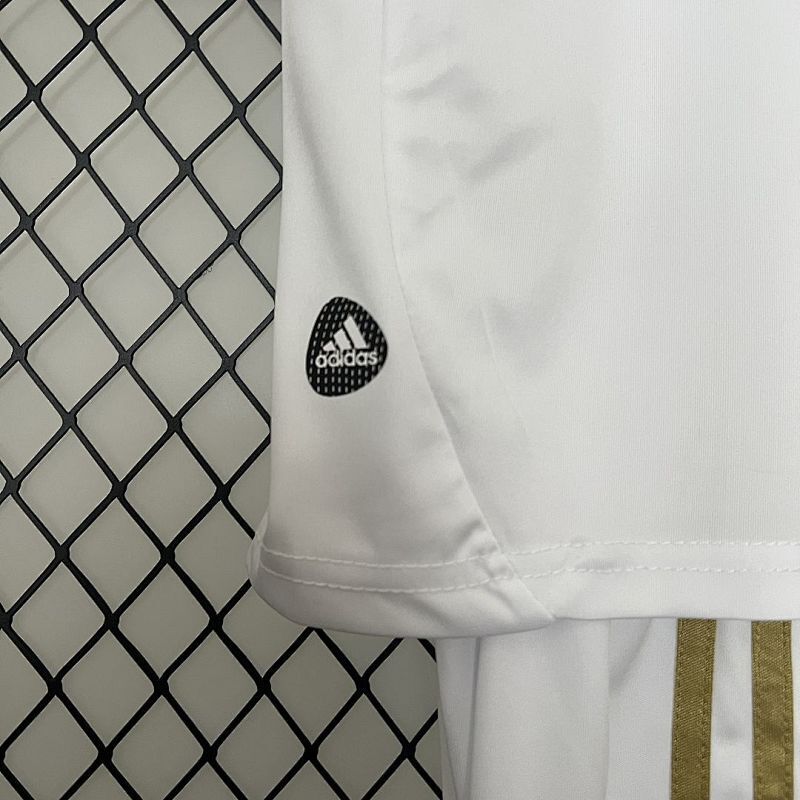 Conjunto Niño Real Madrid Local 11/12