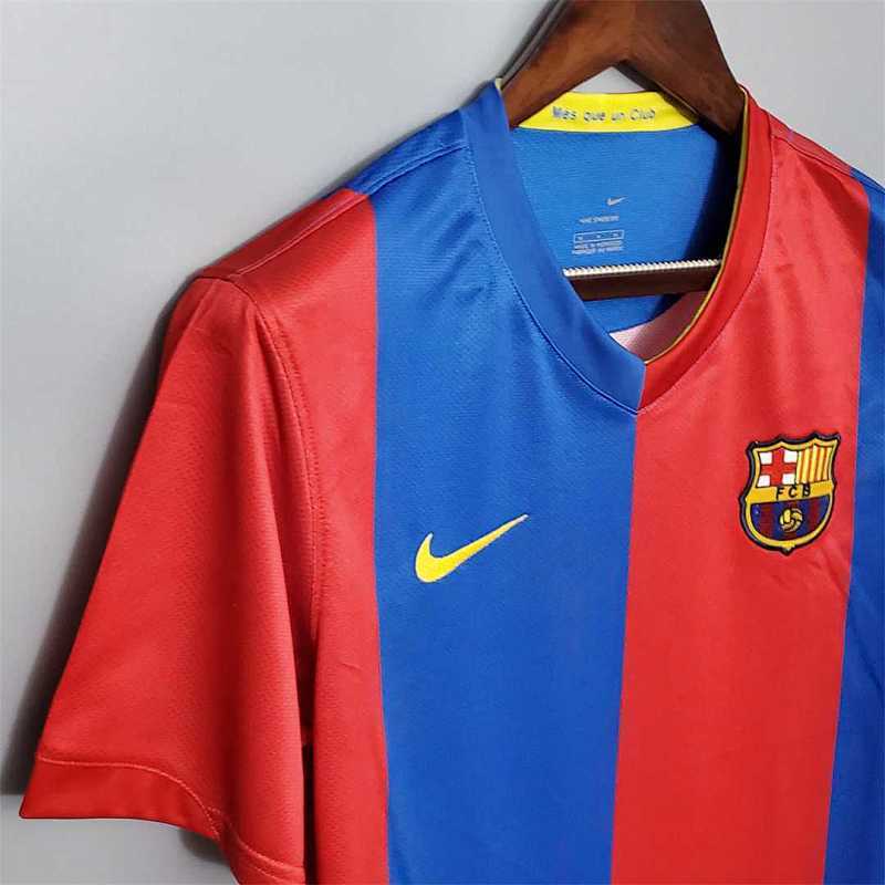 FC Barcelona Home Retro Jersey 2006/07