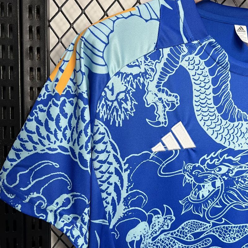 Maillot Real Madrid Bleu 24/25 (2)