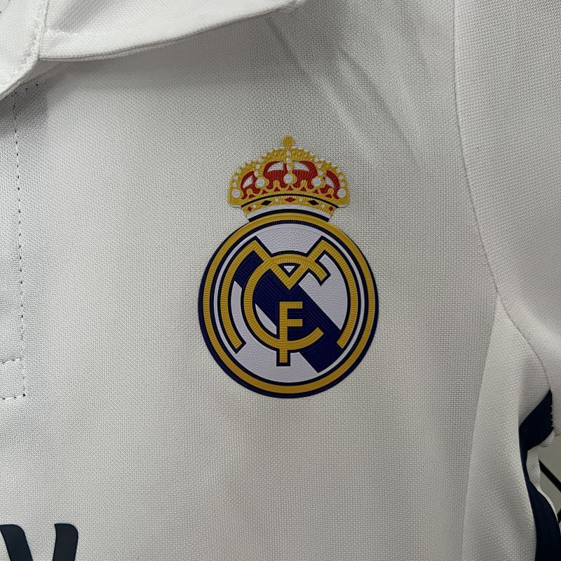 Ensemble Enfant Real Madrid Domicile 16/17