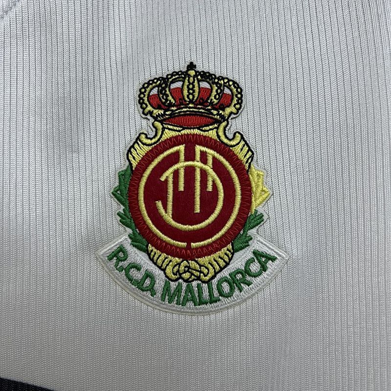 Maillot Majorque Extérieur Rétro 25/26