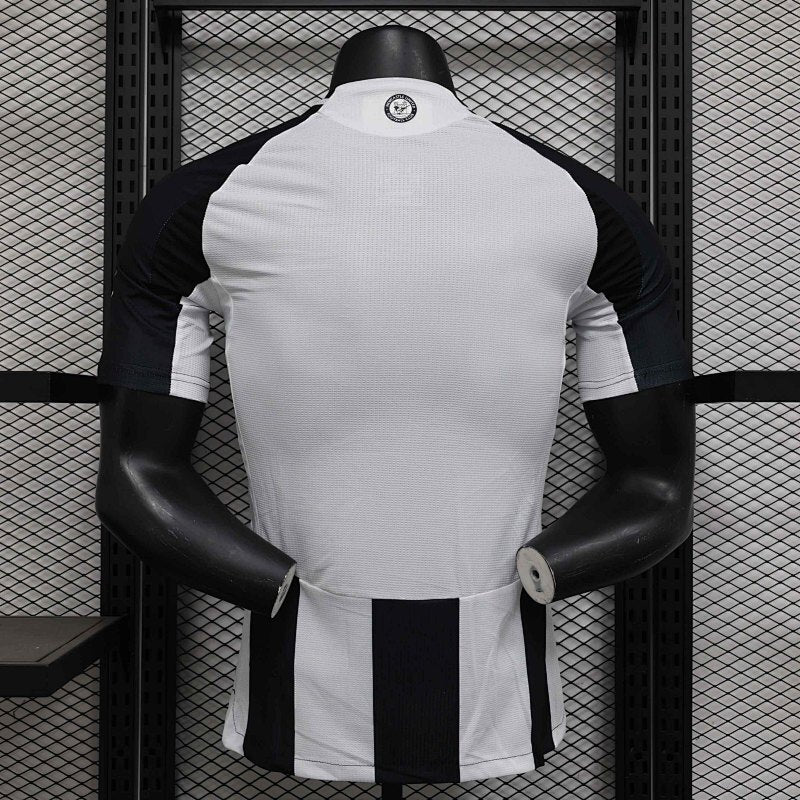 Camiseta Newcastle Versión Player 24/25