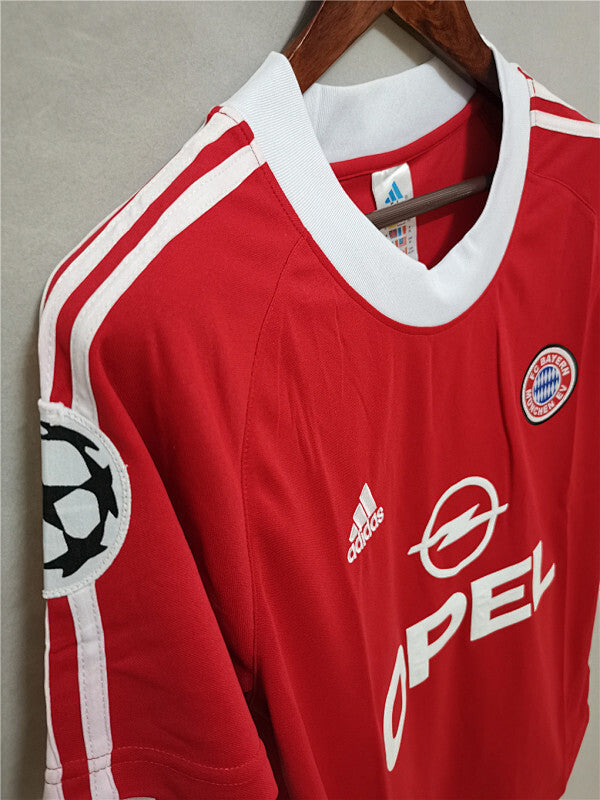 Maillot Bayern Munich Domicile Rétro 2001/02