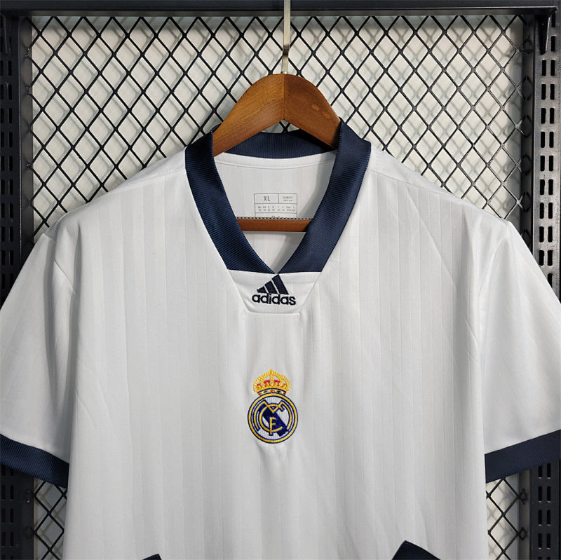 Real Madrid White Jersey 23/24 (3)