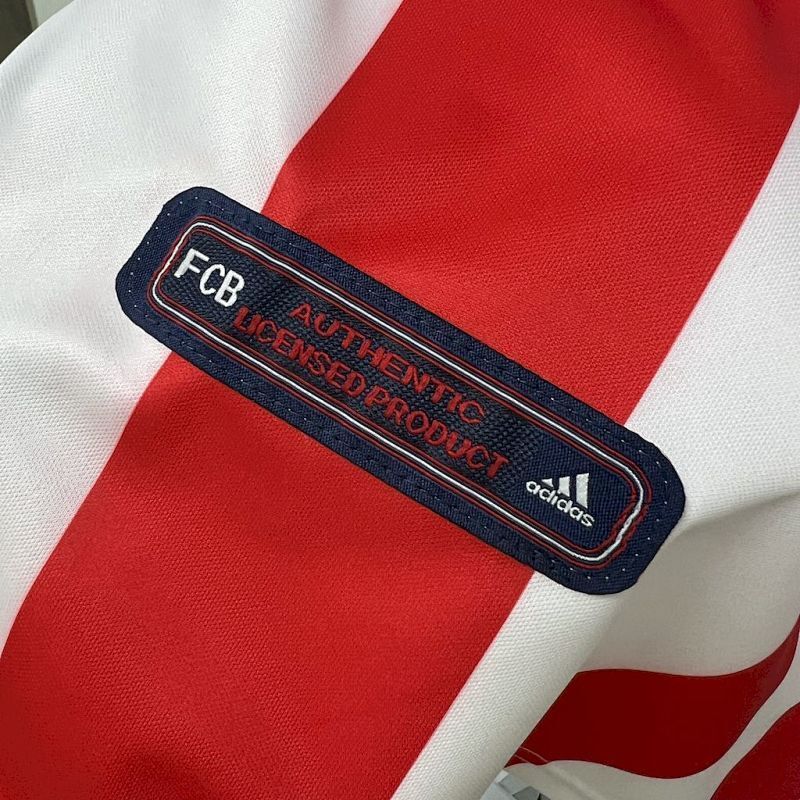 Maillot Bayern Munich Extérieur Rétro 25/26
