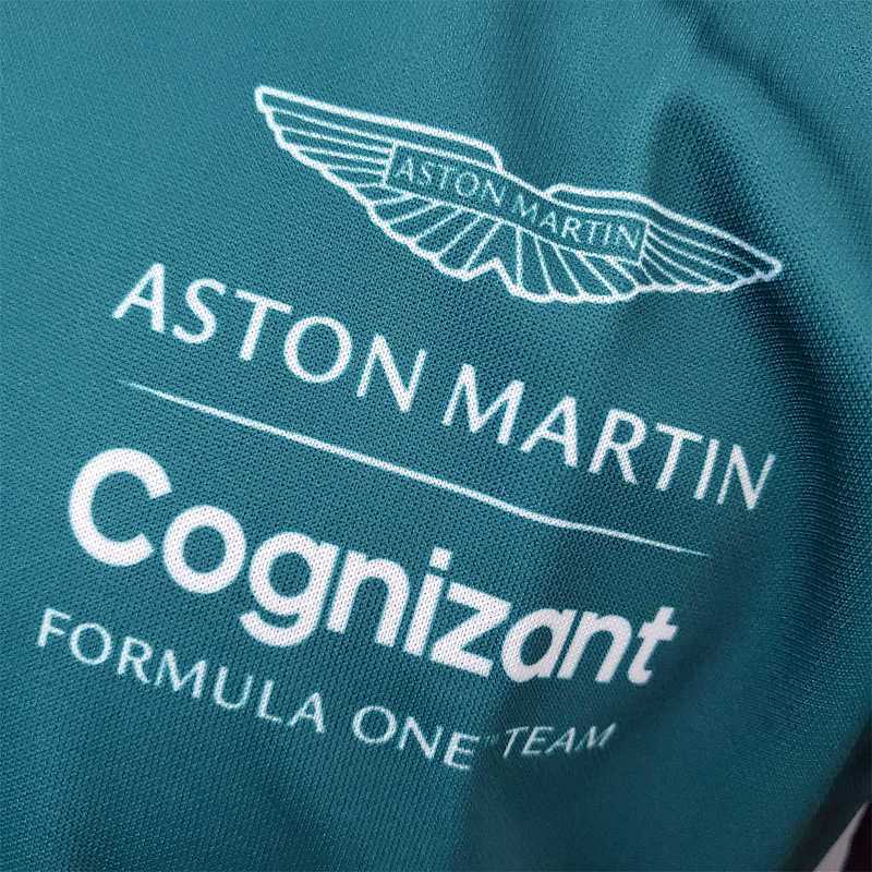 Maillot traffic jam; Aston 25/26