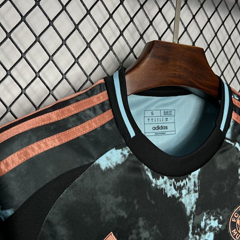 Camiseta Bayern Múnich Visitante 24/25