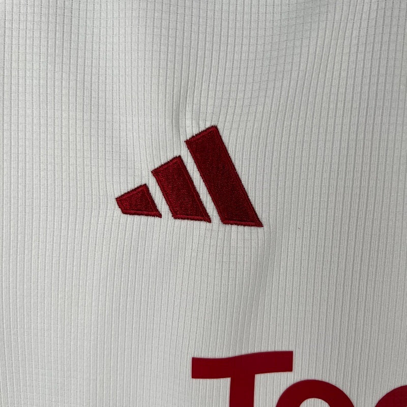 Camiseta Manchester United Visitante 23/24