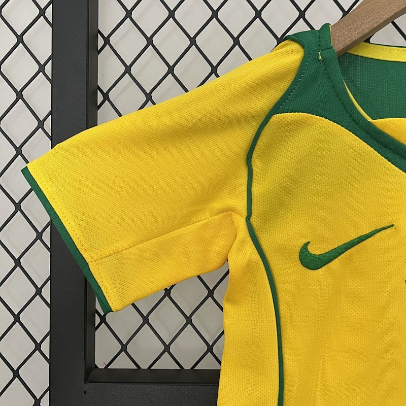 Brazil Home Kids Kit 2004