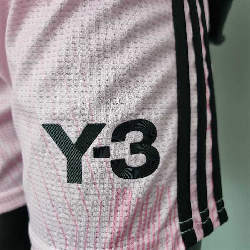 Real Madrid Pink Kids Kit 22/23