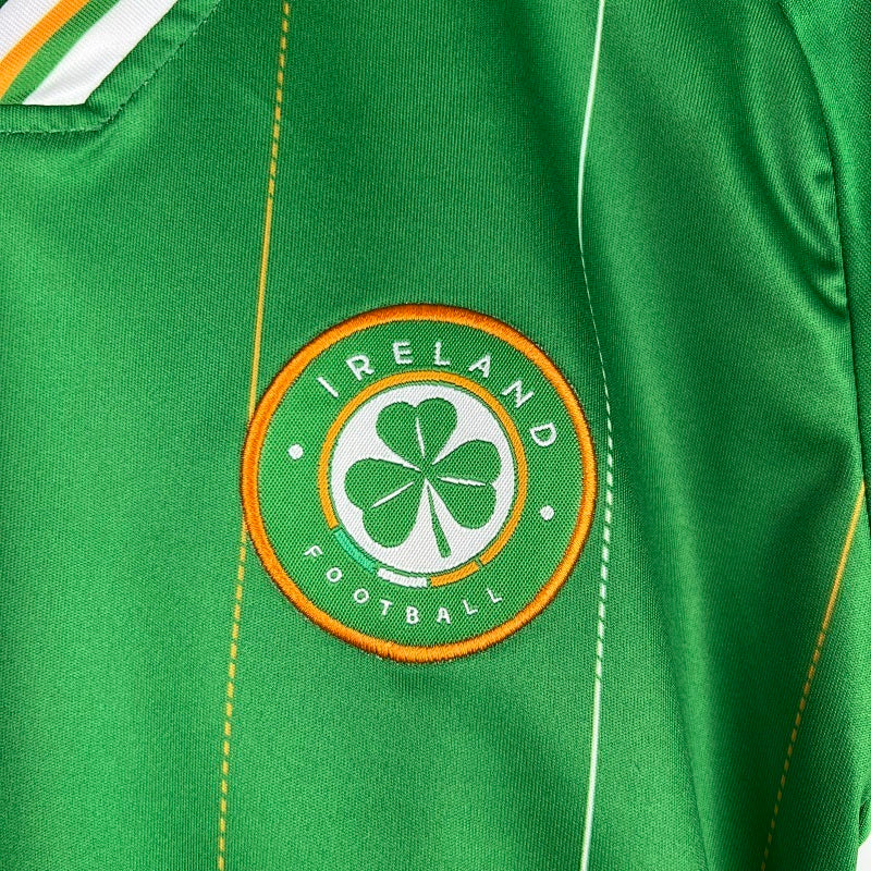 Conjunto Niño Irlanda Local 2023