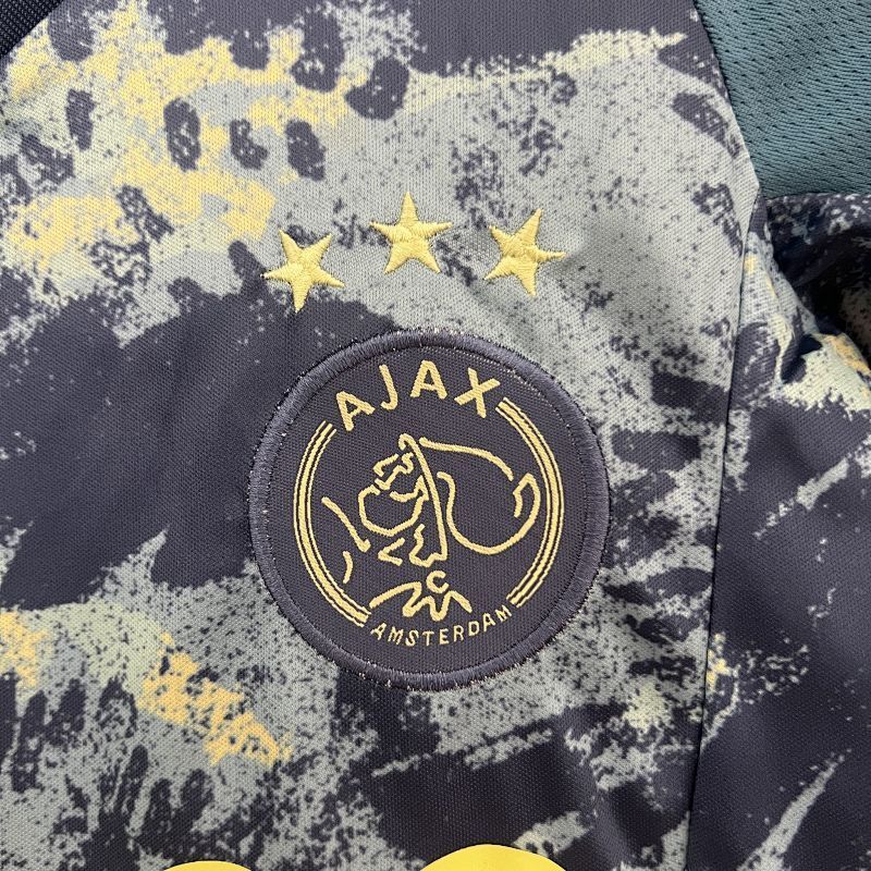 Ensemble Enfant Ajax Extérieur 24/25