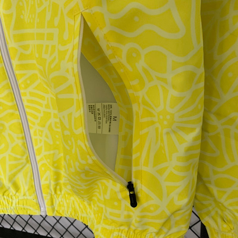 Cortavientos Brasil Trench Coat 2023