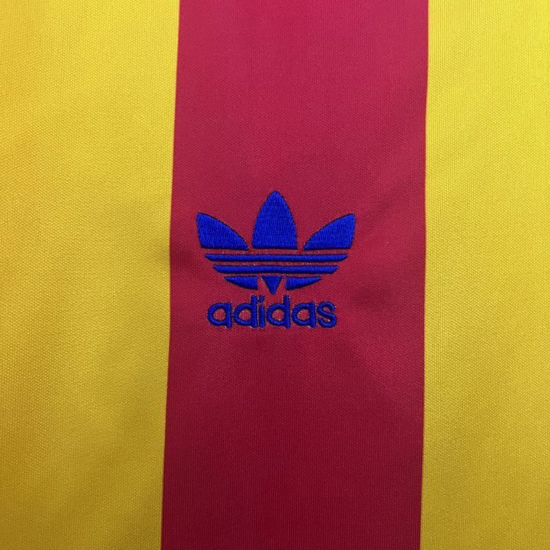 Camiseta Valence Retro 80/82
