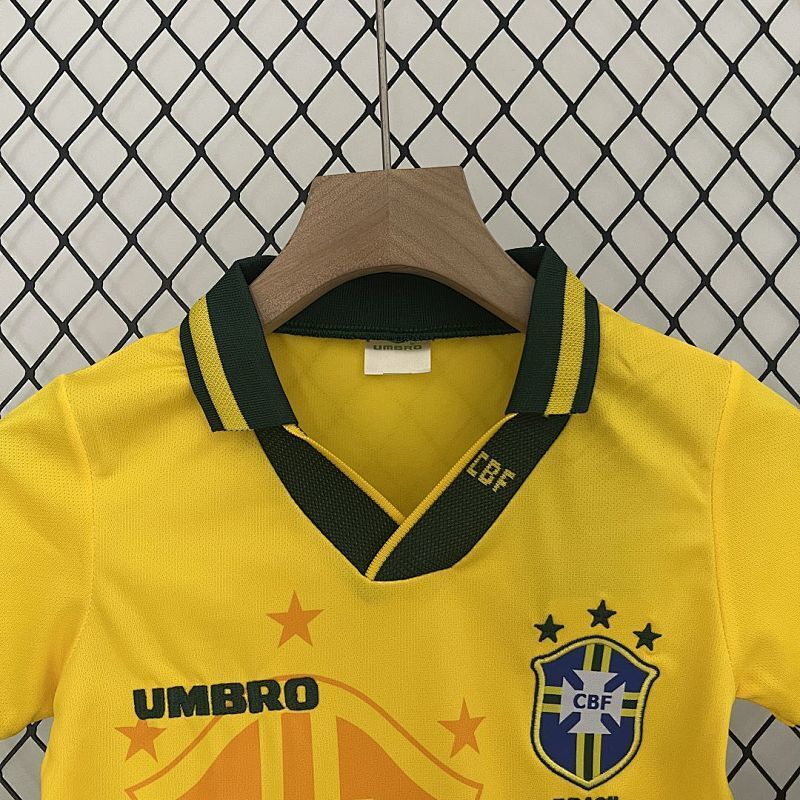 Ensemble Enfant Brazil Domicile 25/26