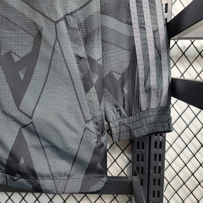Arsenal Black Tracksuit 22/23