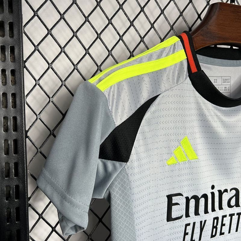 Ensemble Enfant Benfica Extérieur 24/25