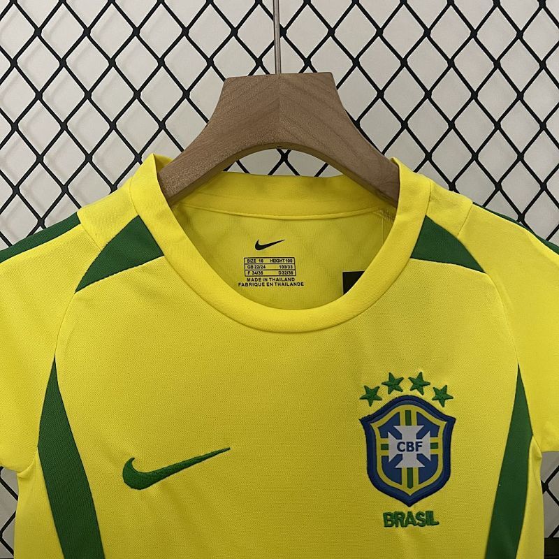 Conjunto Niño Brasil Local 2002