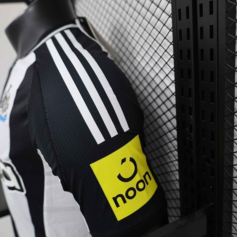 Camiseta Newcastle Versión Player 24/25