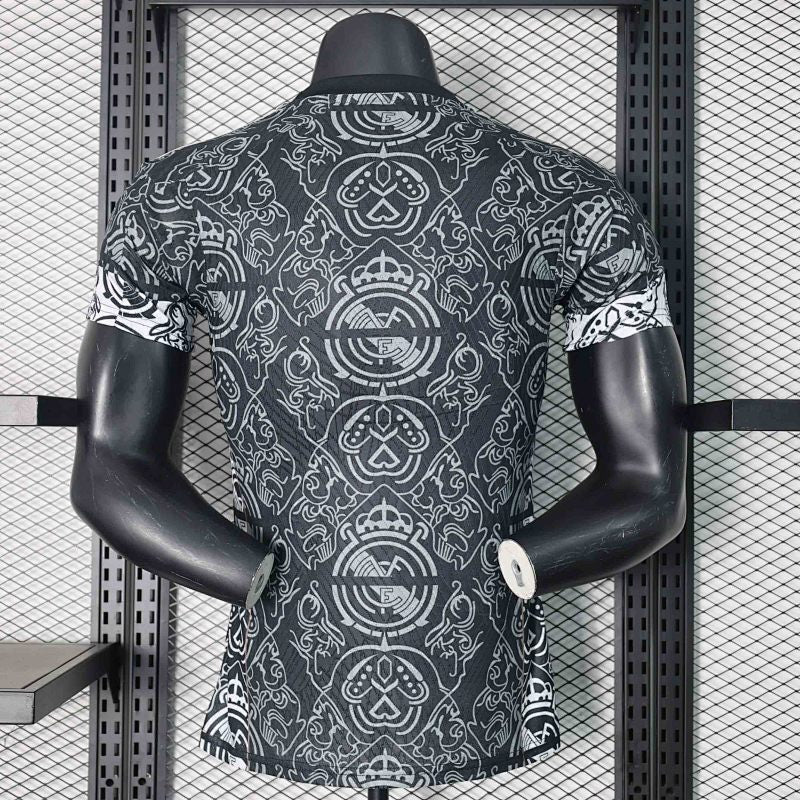 Camiseta Real Madrid Concept Negro Versión Player 23/24