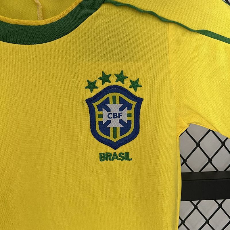 Ensemble Enfant Brazil Domicile 25/26