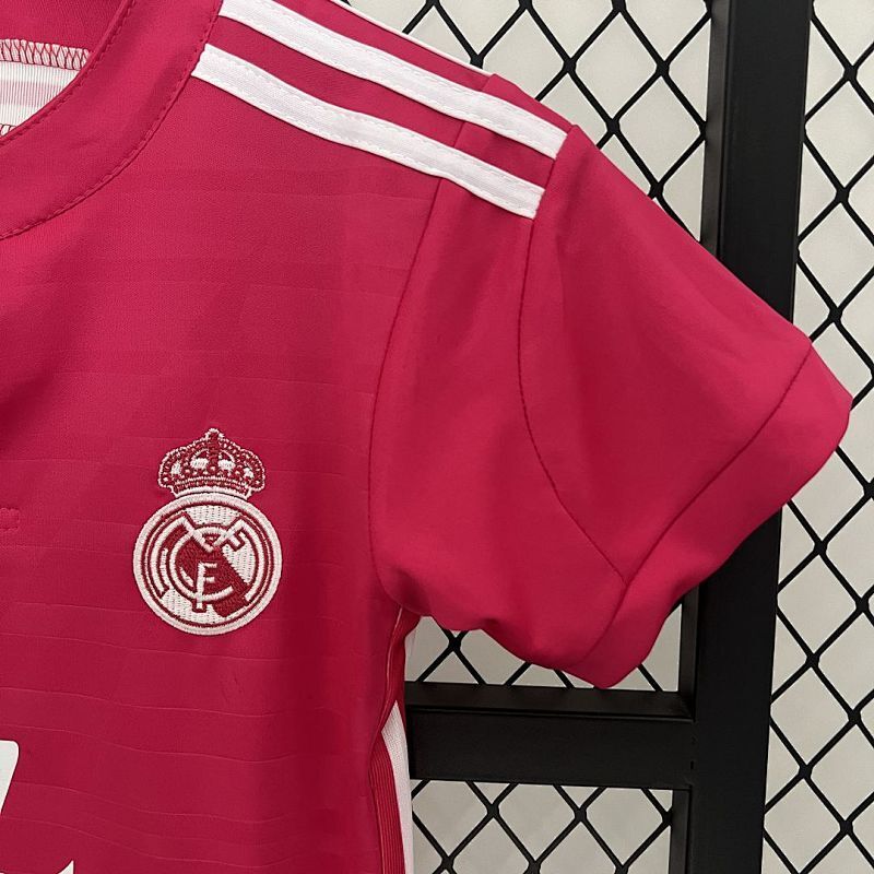 Ensemble Enfant Real Madrid Extérieur 25/26