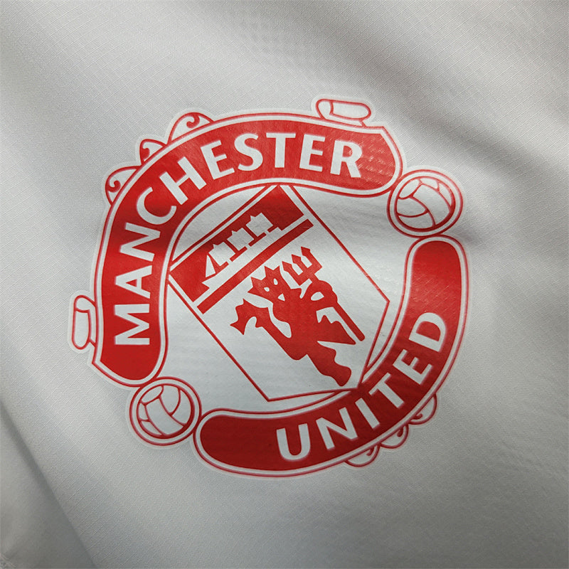 Manchester United White Tracksuit (2)