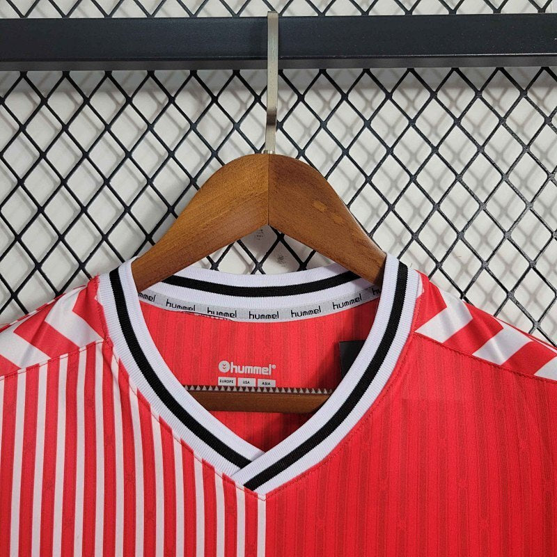 Maillot Southampton Domicile 23/24