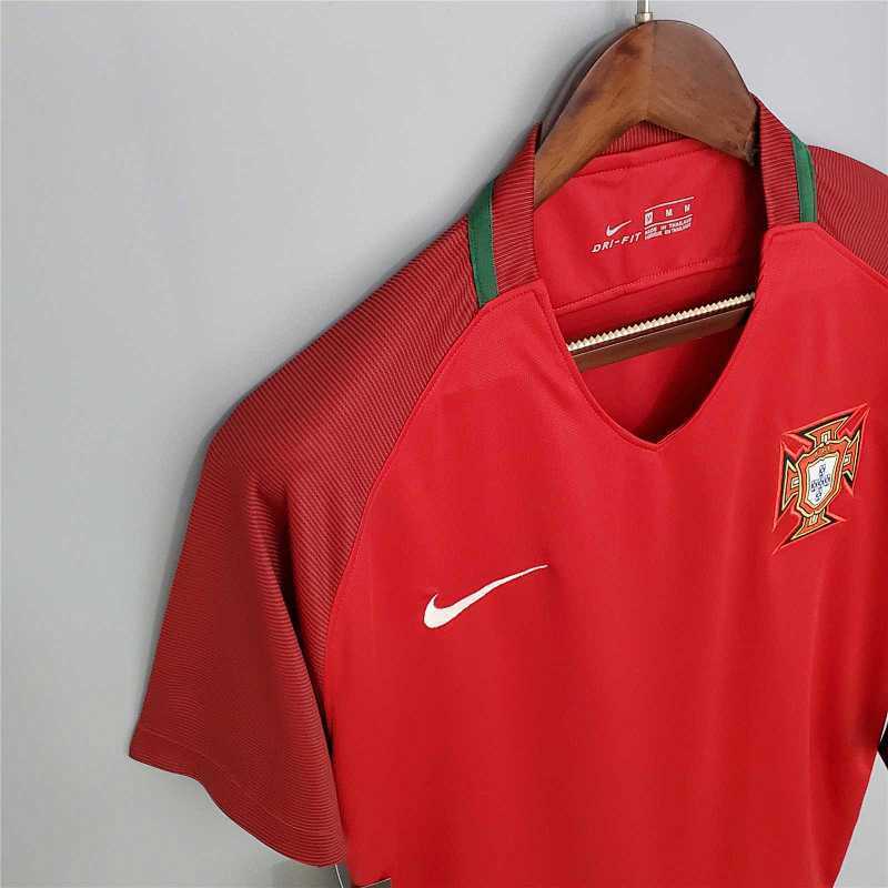 Camiseta Portugal Local Retro 2016