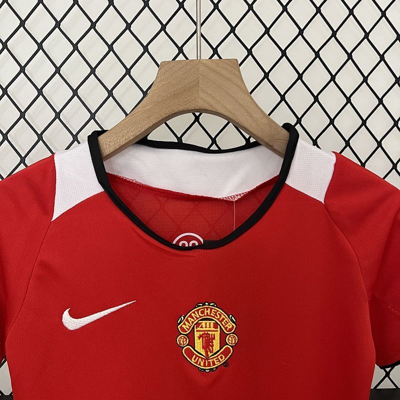 Manchester United Home Kids Kit 05/06