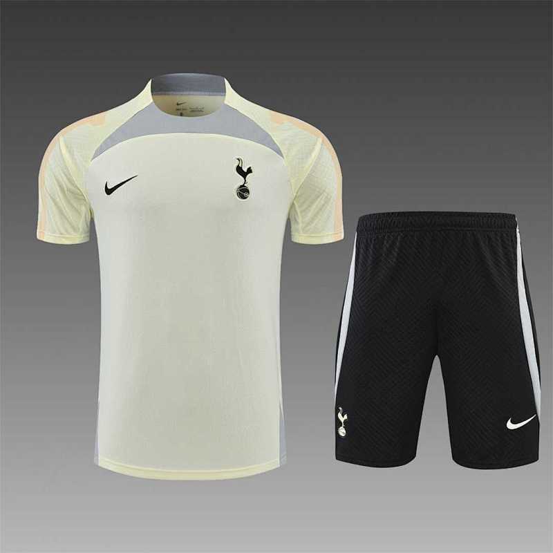 Conjunto Tottenham 22/23
